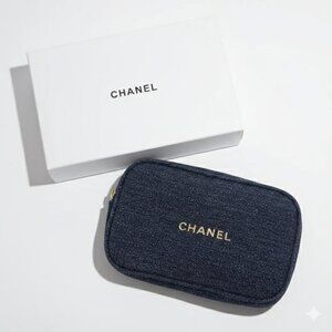 Chanel Beauté Blue Denim-Look Cosmetic Pouch – Gold Zipper Accents | With Box